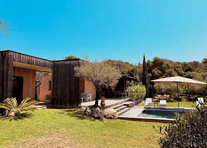 Peaceful Between Sea And Mountain In Corsica 度假居