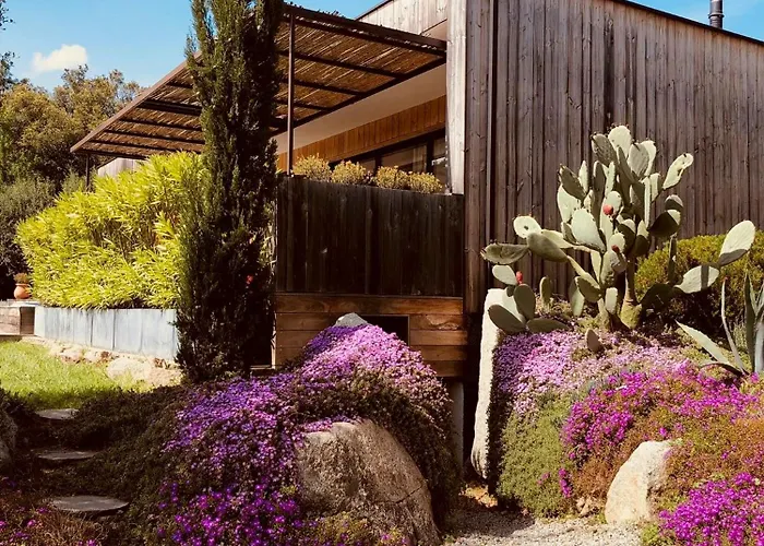 Peaceful Between Sea And Mountain In Corsica * 里奇